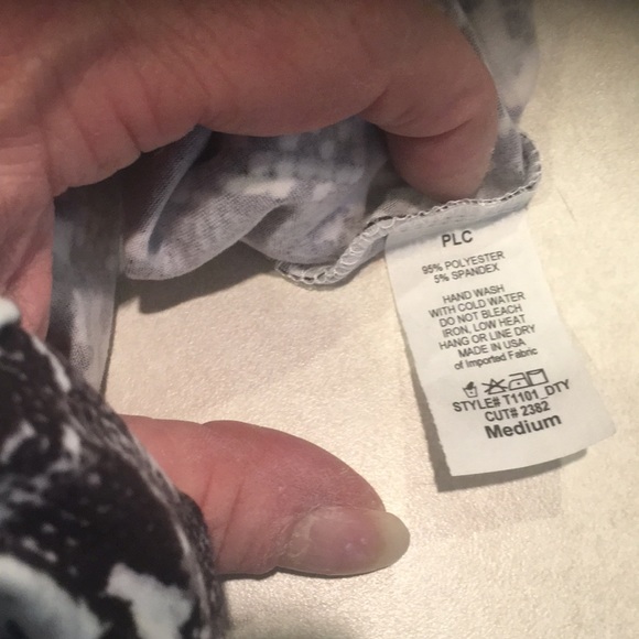 New shirt I love cake brand size med black/white - Picture 8 of 8